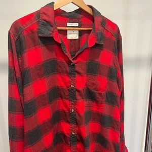 American Eagle. Flannel. Oversized. Boyfriend fit.